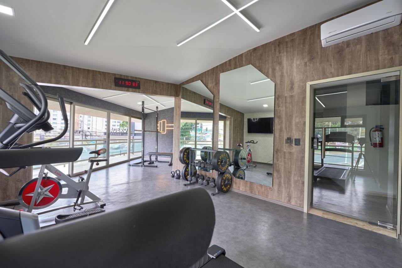 Business Class Hotel 4*